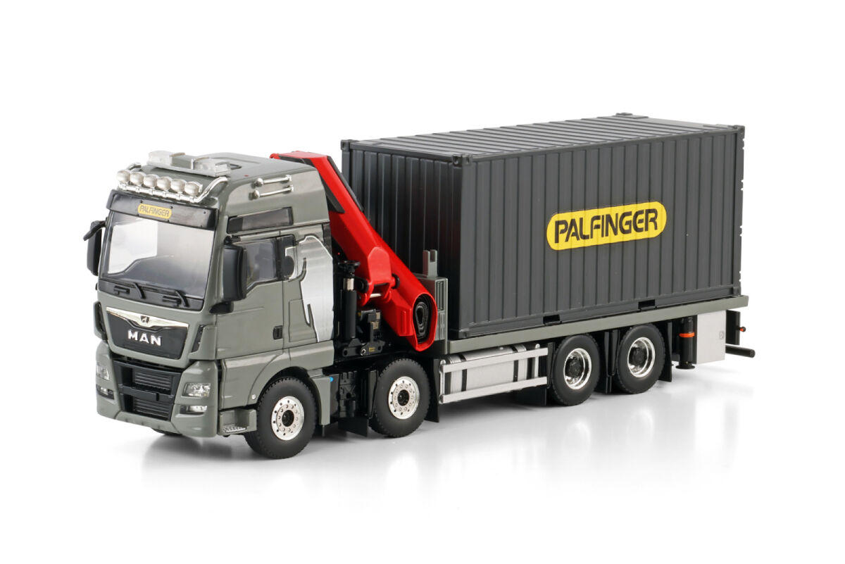 Premium Line; MAN TGX XXL EURO 6C (FACELIFT) RIGED FLATBED TRUCK 8X4 WITH PALFINGER PK 480 TEC + 20FT CONTAINER