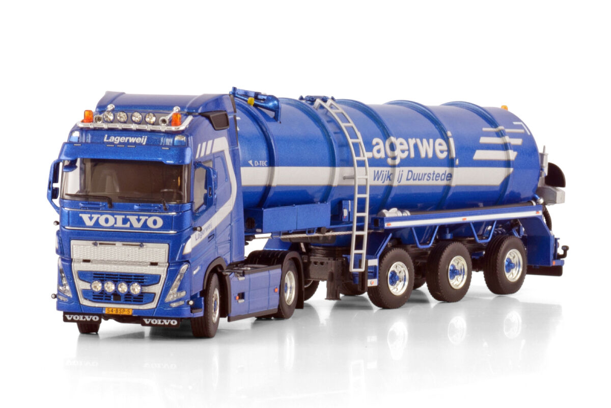 Lagerweij; VOLVO FH5 GLOBETROTTER 4X2 VACUUM TANK TRAILER - 3 AXLE
