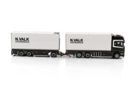 Nick Valk; SCANIA STREAMLINE TOPLINE RIGED REEFER TRUCK RIGED REEFER DRAWBAR TURNTABLE TRAILER - 6 AXLE