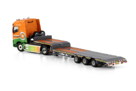 Van Der Vlist Groot Ammers; VOLVO FH5 GLOBETROTTER ELECTRIC