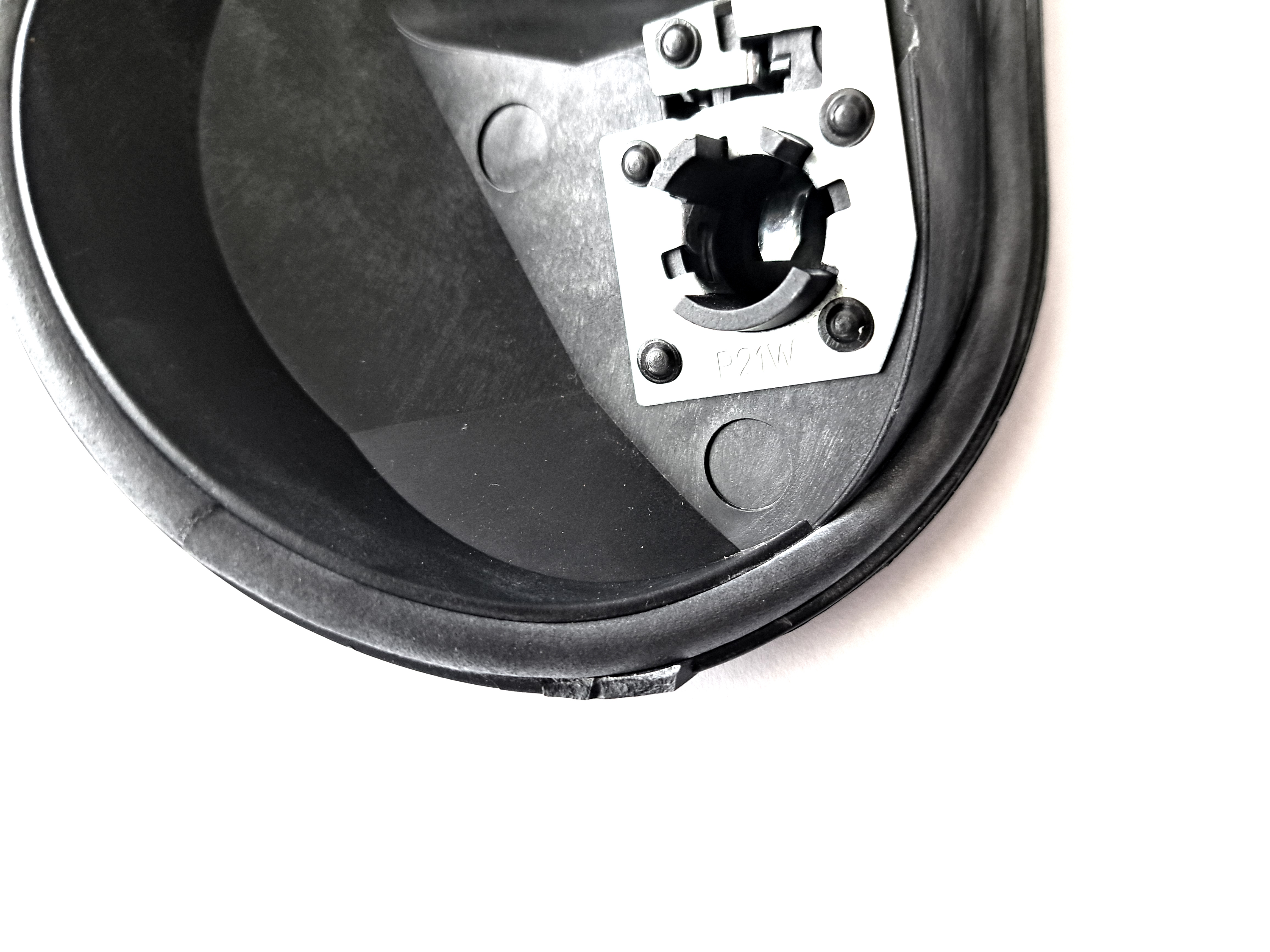 Fitting Achterlicht Peugeot 107 2005-2012 Rechts ( Beschadigd )