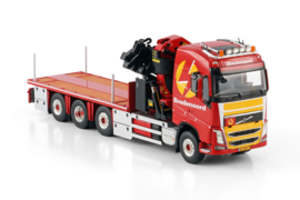 Bredenoord; VOLVO FH4 GLOBETROTTER 8X2 TRIDEM WITH PALFINGER PK 65002 SH