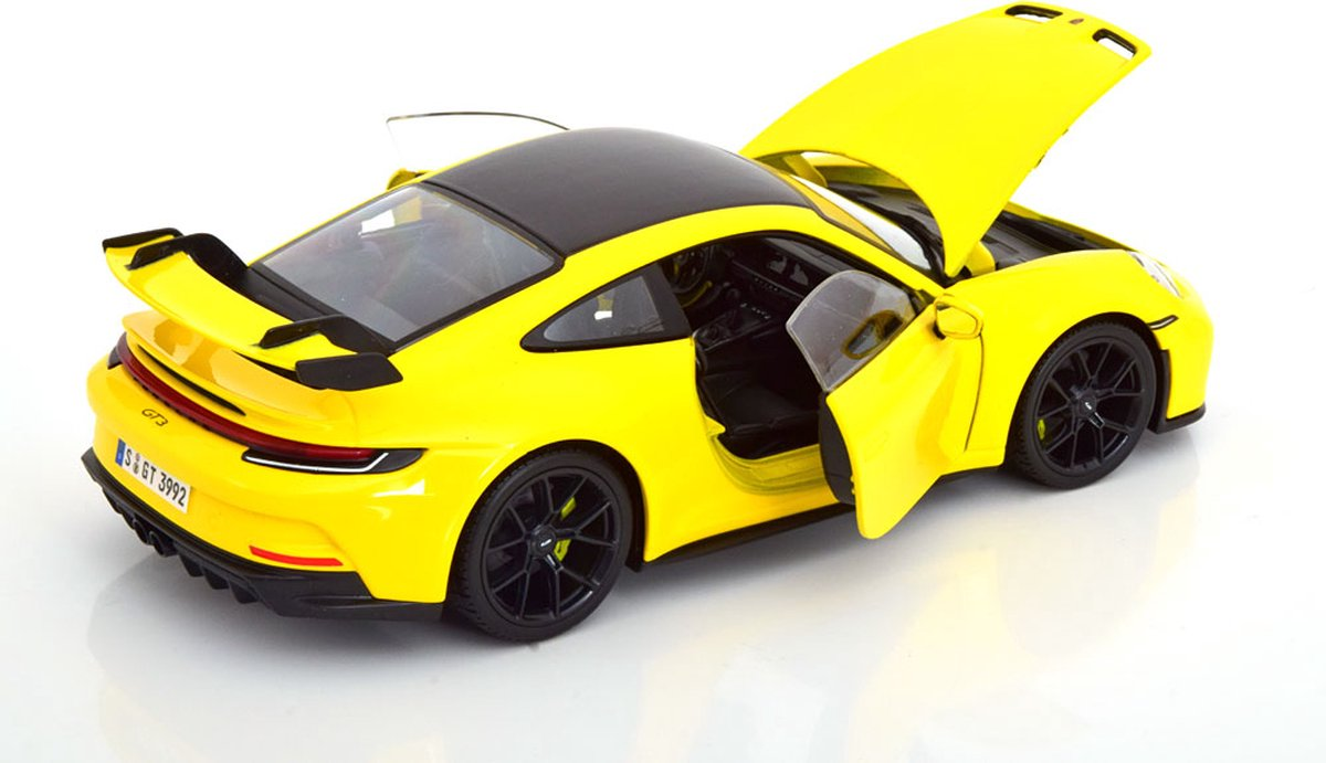 Porsche 911 GT3 Geel