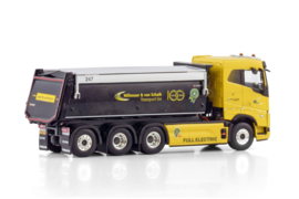 Millenaar en van Schaik Transport; VOLVO FH5 SLEEPER CAB ELECTRIC 8X4 TIPPER TRUCK