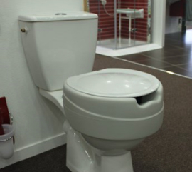Zachte toiletverhoger met deksel Contact Plus