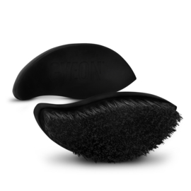 Tire Q2M Brush