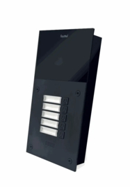 Fasttel FT600-5  is een parlofoon met 2 sip accounts, zwart geanodiseerd en beschikt over 5 drukknoppen. De meegeleverde behuizing laat toe het toestel zowel op-als inbouw te plaatsen. 216x116mm. (HO)