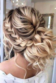 BRAIDS & UPDO'S door Saskia Pools 24 NOVEMBER 2025
