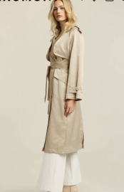 Beaumont, trenchcoat Monica, soft camel