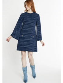 Ana alcazar, blauw jurkje