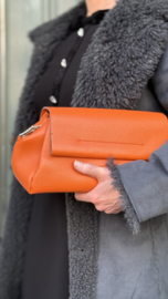 Smaal Amsterdam. Aileen, oranje