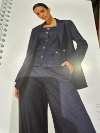 Caroline Biss, denim suit, colbert