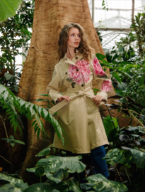 Caroline Biss, trenchcoat met broderie