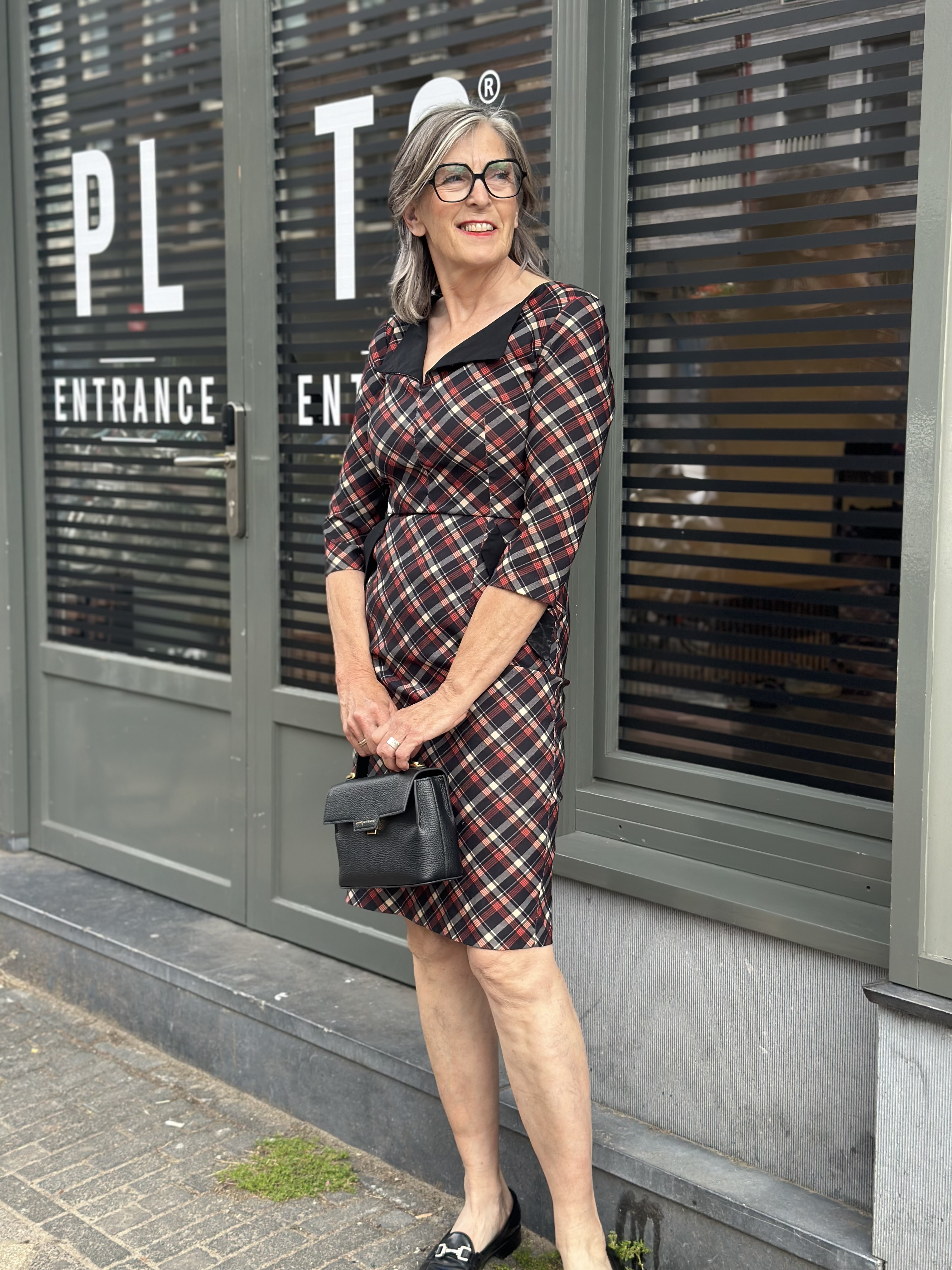 Diva catwalk, Mad men stijl jurk