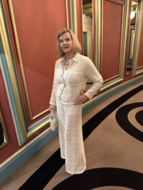 Caroline Biss, pak met kant, pantalon