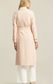 Beaumont, trenchcoat in zachte abrikoos kleur