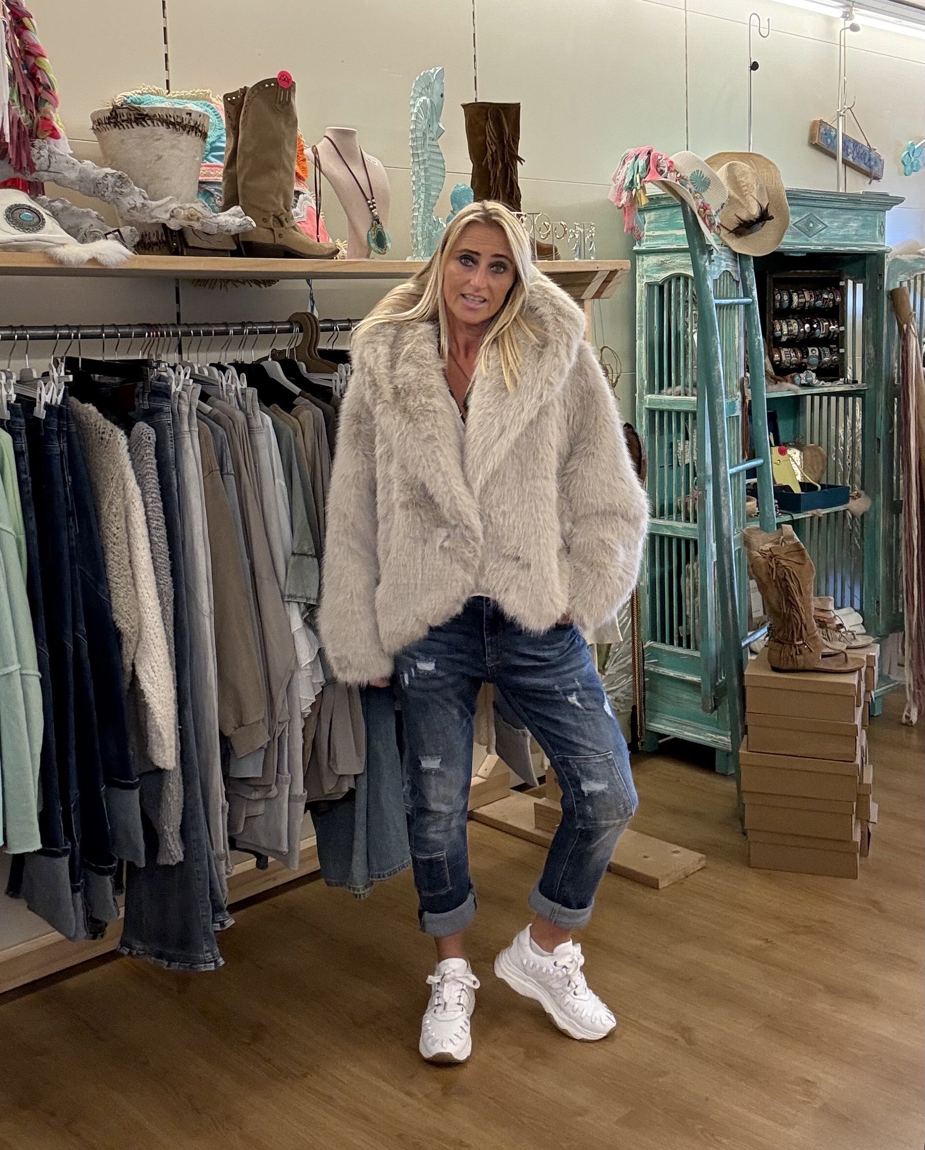 Bontjas Fake Fur Capuchon Beige