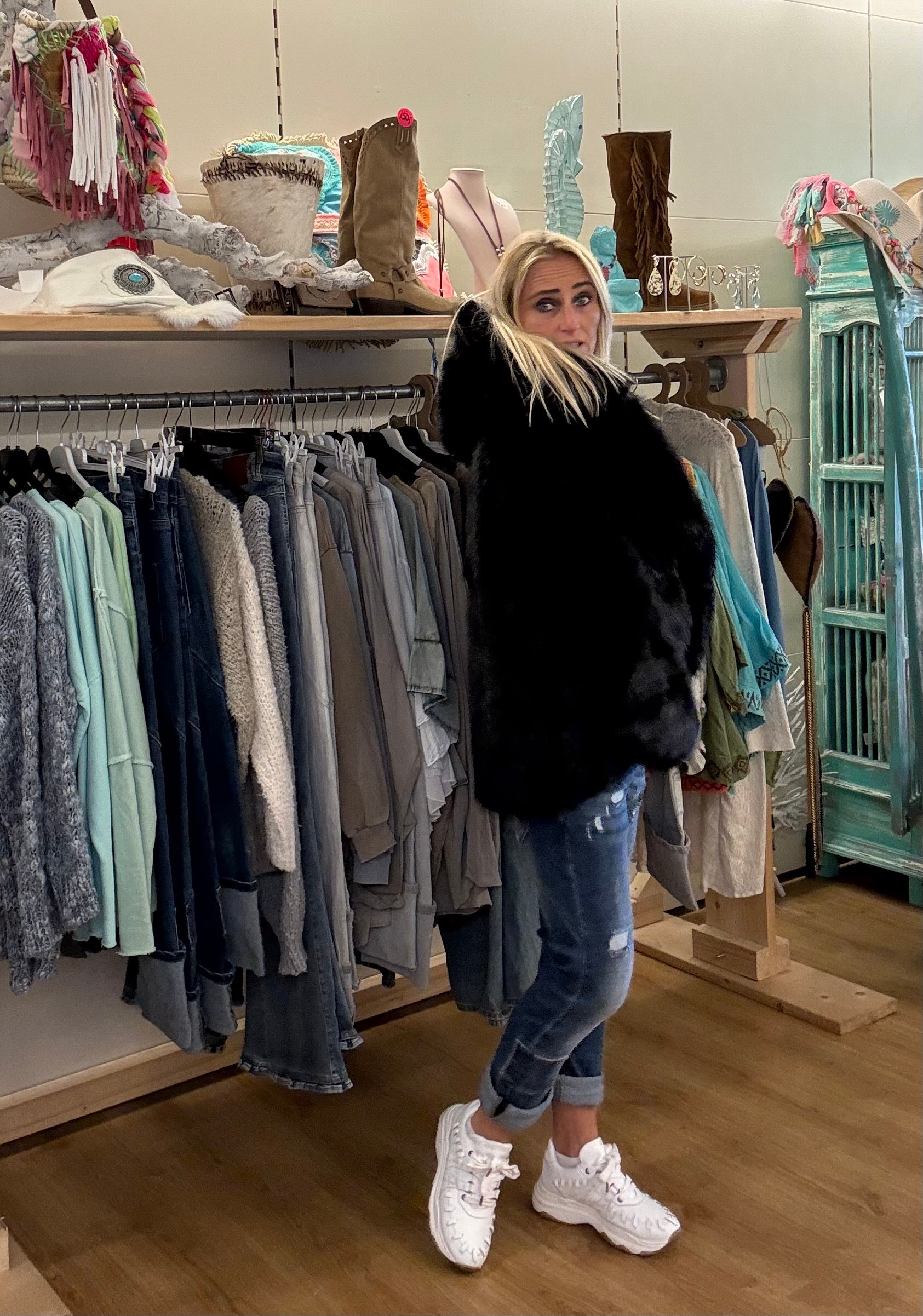 Bontjas Fake Fur Capuchon Zwart