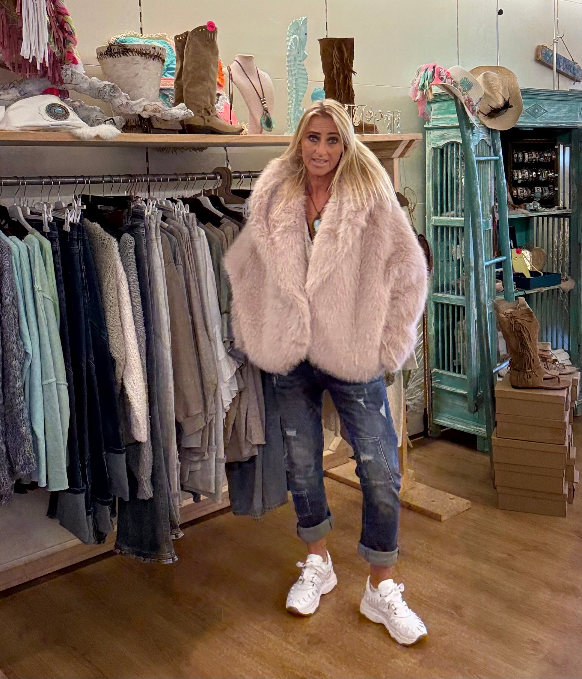 Bontjas Fake Fur Capuchon Oud Roze