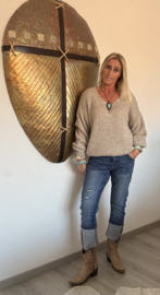 Trui Gebreid Love Is in The Air Beige