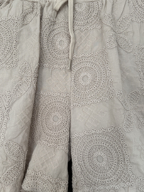Short Broiderie Beige