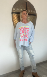Shirt Whoever You Love Baby Blauw
