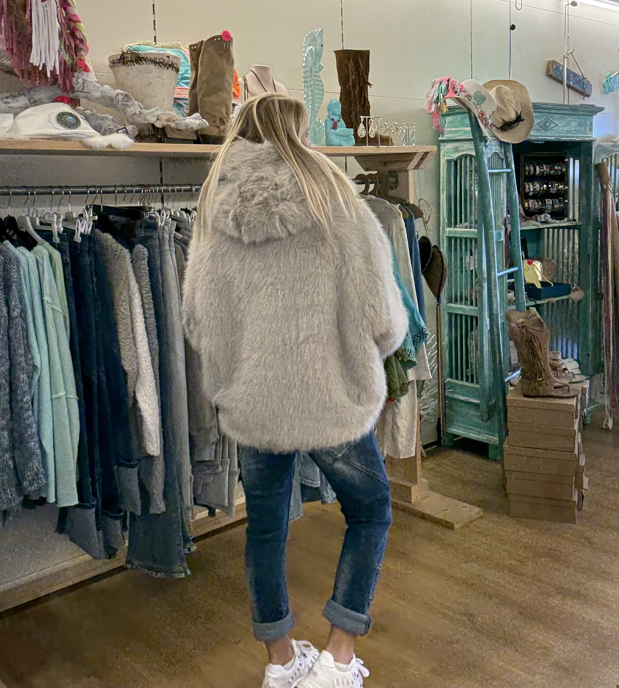 Bontjas Fake Fur Capuchon Beige