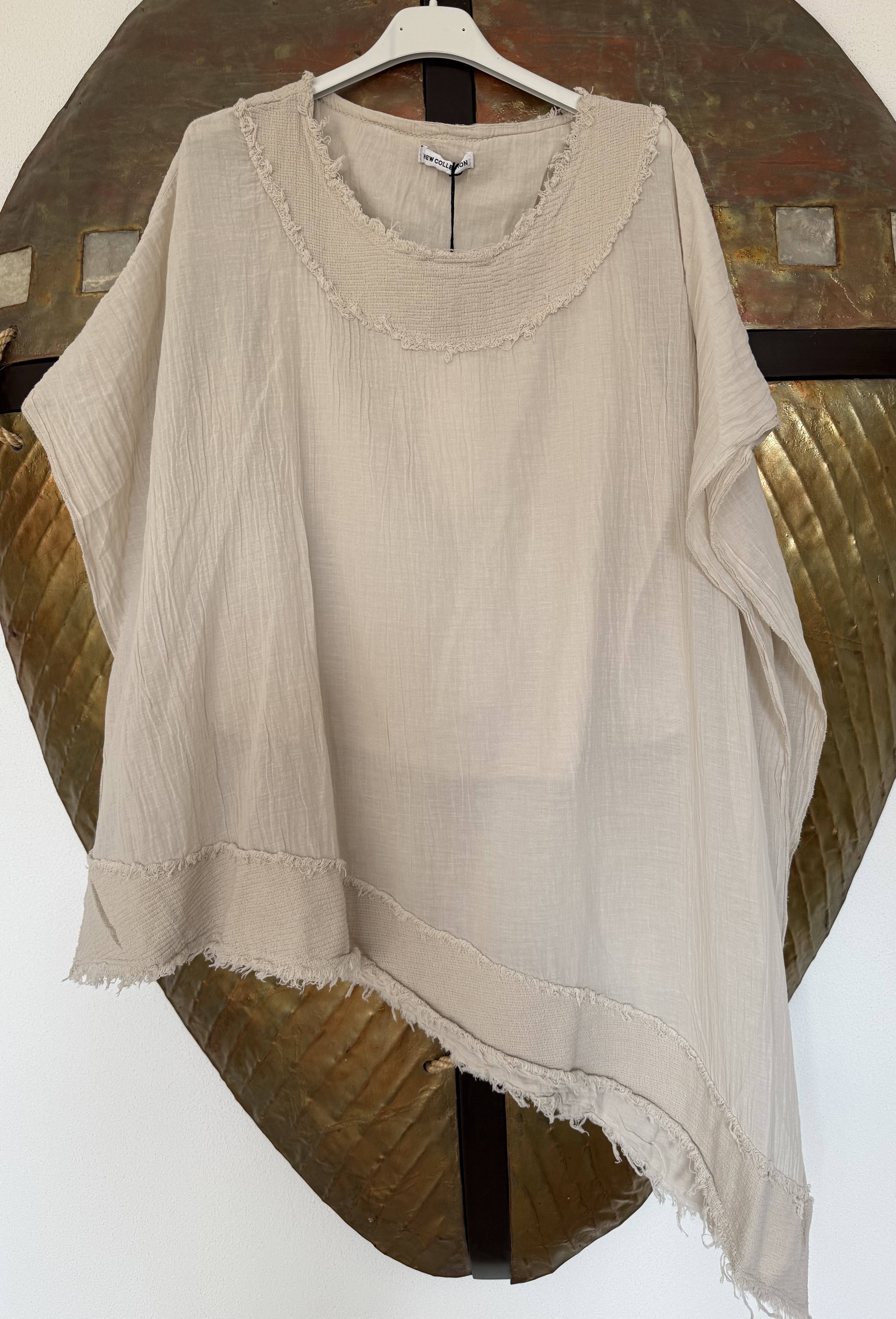 A-Symetrisch Shirt Beige