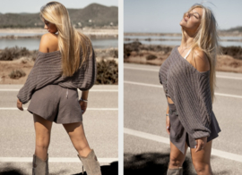 Demi Batwing Trui Donker Taupe