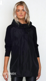 Xaliya Tuniek Zwart