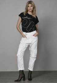 Yanisa T-Shirt Zwart
