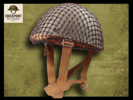 Italiaanse M42/60 Parahelm