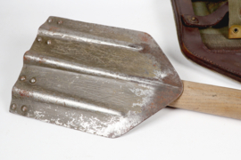 Dutch Folding Shovel