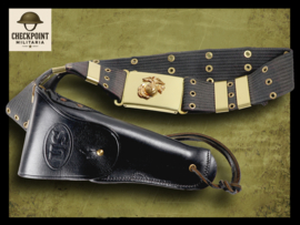 Ceinture de service du Corps des Marines des États-Unis avec étui Colt 1911