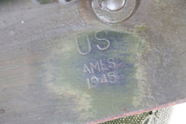 U.S. Vietnam Folding Shovel M-43