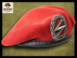Béret Allemand "Fernmeldetruppe"