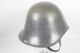 Casque néerlandais M38 « Butin de guerre » Wehrmacht