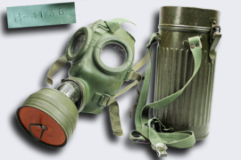 Dutch Navy / Marine Gas Mask W.W.II