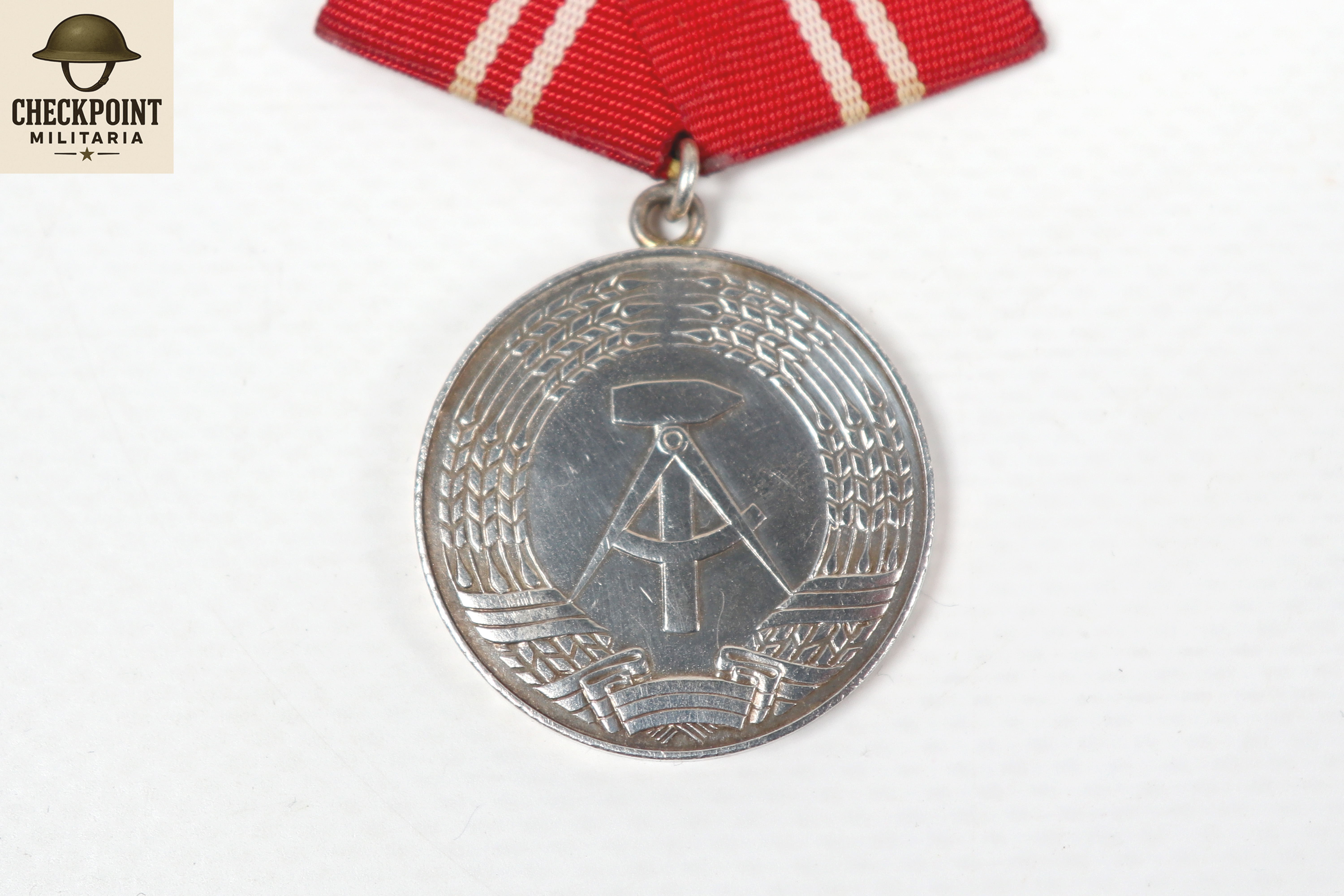 DDR Medaille für treue Dienste in den Kampfgruppen - Silber.