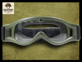 Lunettes résistantes aux éclats