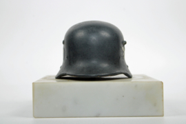 Ornement de bureau de casque de la Luftwaffe allemande