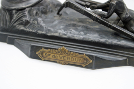 Ornement de bureau français de la bataille de Verdun