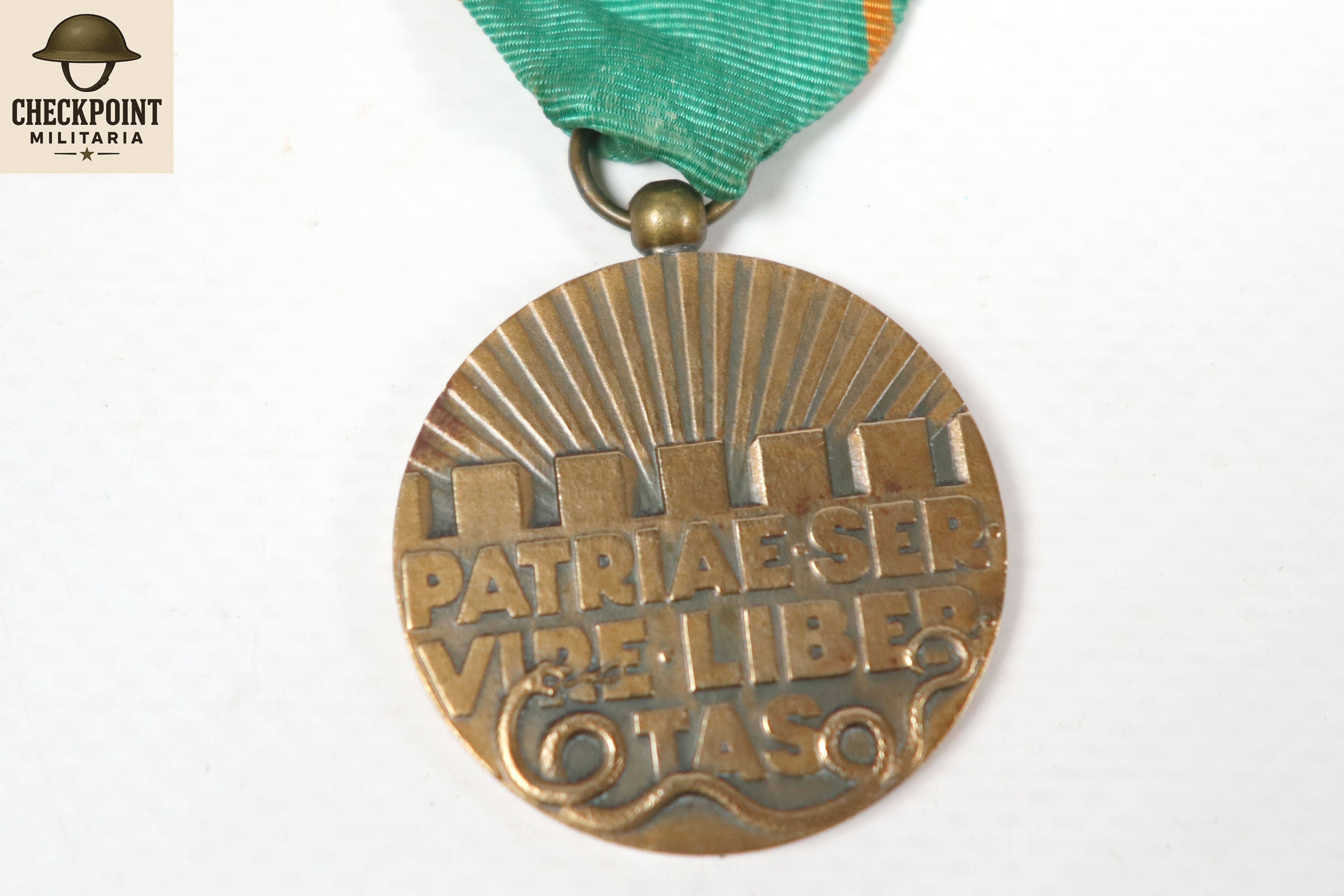 Patriae Servire Libertas
