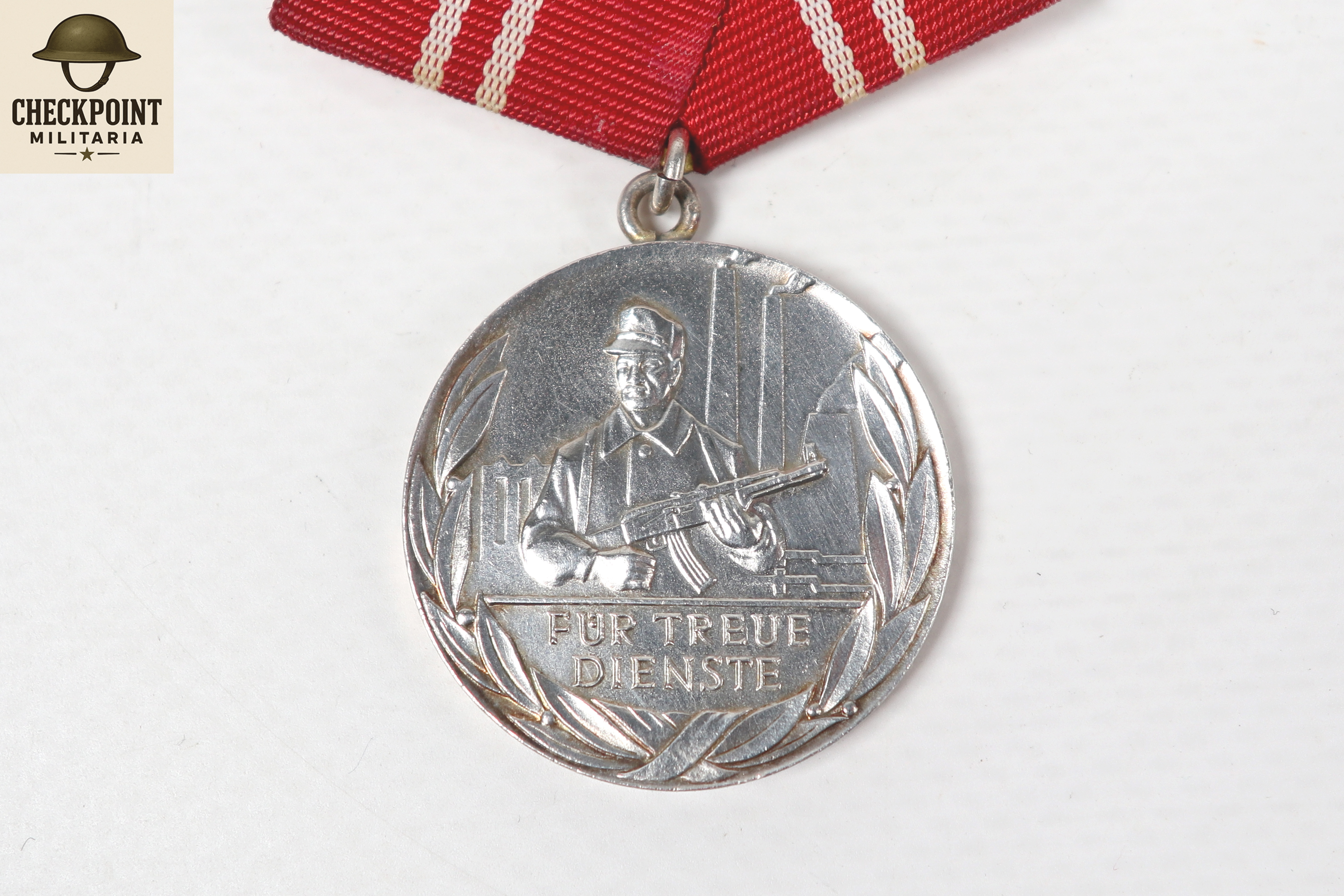DDR Medaille für treue Dienste in den Kampfgruppen - Silber.