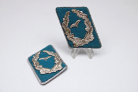 DDR Languettes de collier d'officier d'état-major de l'armée de l'air.