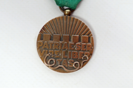 Patriae Servire Libertas medal