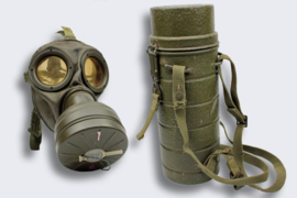 Bundeswehr  M54 Gas Mask And Can.