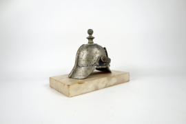 Duitse Miniatuur Pickelhaube