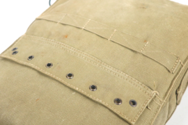 Sac médical de combat américain de la Seconde Guerre mondiale
