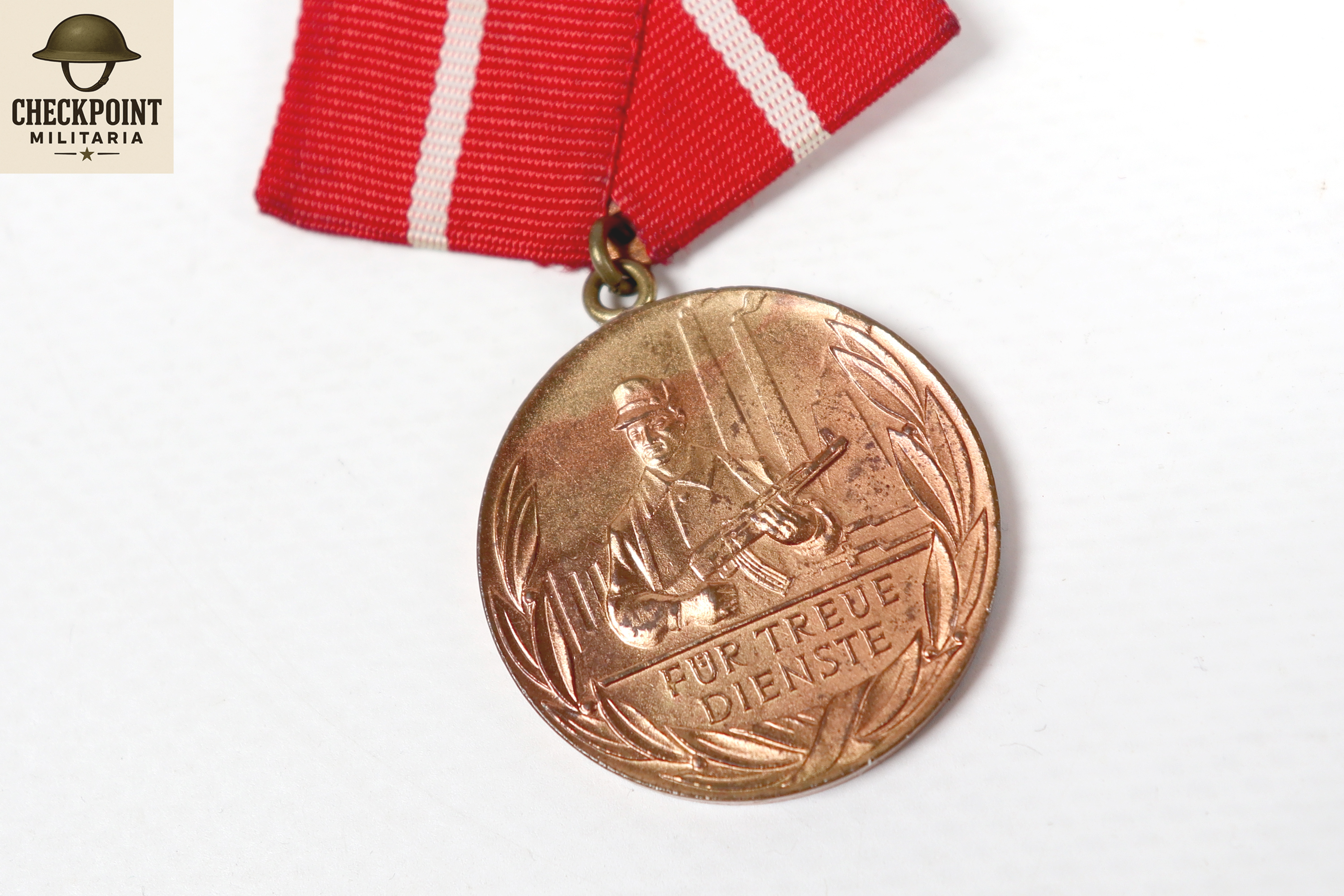 Médaille pour bons services dans les groupes de combat.